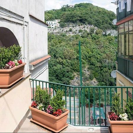 La Casetta Di Ilma Vietri Bagian luar foto